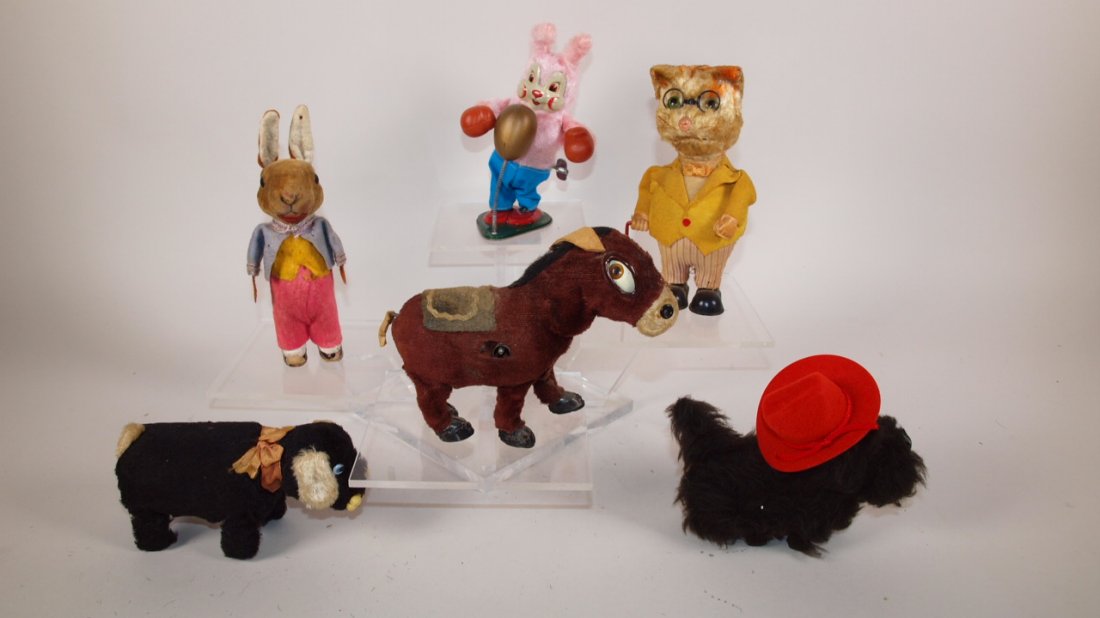 Lot of 6 fur covered wind up animal toys,some wear: Lot of 6 fur covered wind up animal toys,some wear