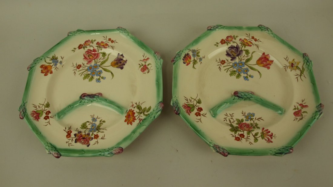 Majolica Longchamp pair of asparagus plates, various: Majolica Longchamp pair of asparagus plates, various condition