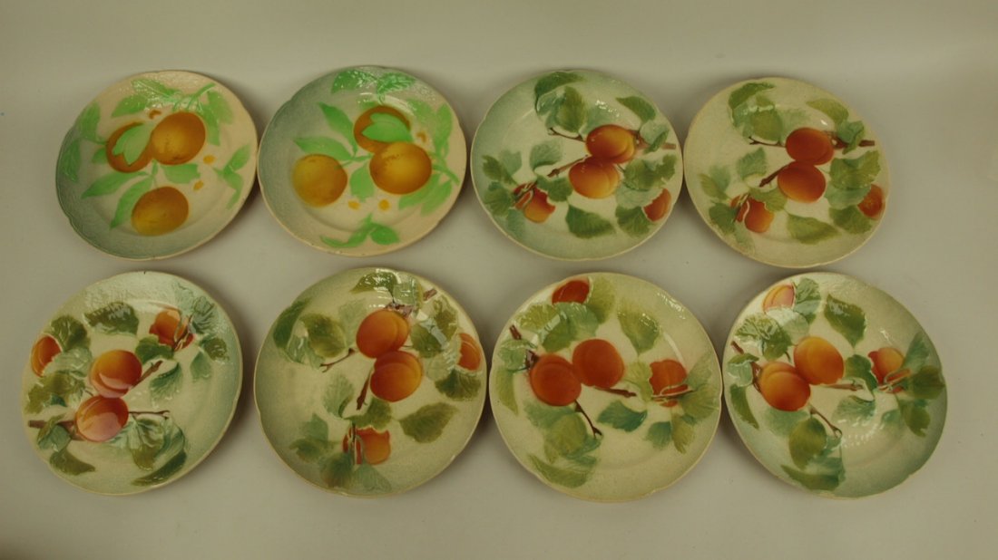 Majolica St. Clement set of 8 - 8 1/2" fruit plates: Majolica St. Clement set of 8 - 8 1/2" fruit plates