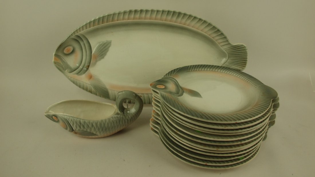 Majolica Sarreguemines 14 pc fish service with 21": Majolica Sarreguemines 14 pc fish service with 21" platter, 12 - 9 1/2" fish plates, and sauce boat
