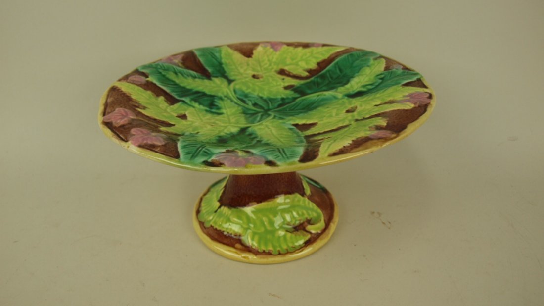 Majolica leaves & fern cake stand, 8 1/2"d: Majolica leaves & fern cake stand, 8 1/2"d