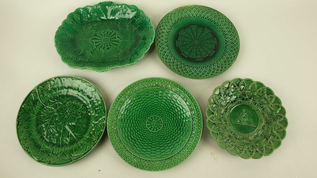 Majolica lot of 5 dark green plates & platter, Minton,: Majolica lot of 5 dark green plates & platter, Minton, Wedgwood, & others