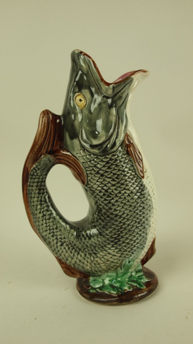 Majolica gurgling fish pitcher, 9 1/2": Majolica gurgling fish pitcher, 9 1/2"