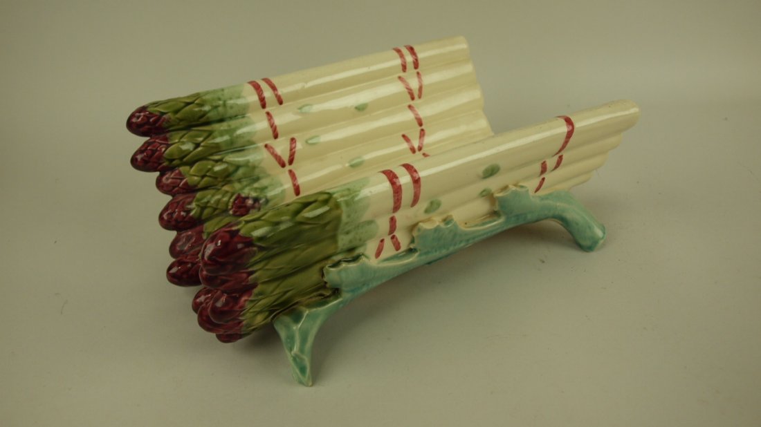 Majolica asparagus cradle, 10": Majolica asparagus cradle, 10"