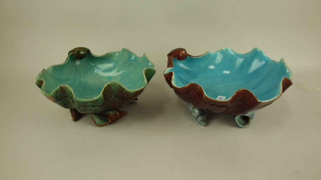 Majolica Holdcroft lot of 2 shell footed shell bowls,: Majolica Holdcroft lot of 2 shell footed shell bowls, 9"