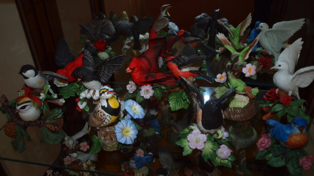 Lenox china lot of 11 bird figures: Lenox china lot of 11 bird figures