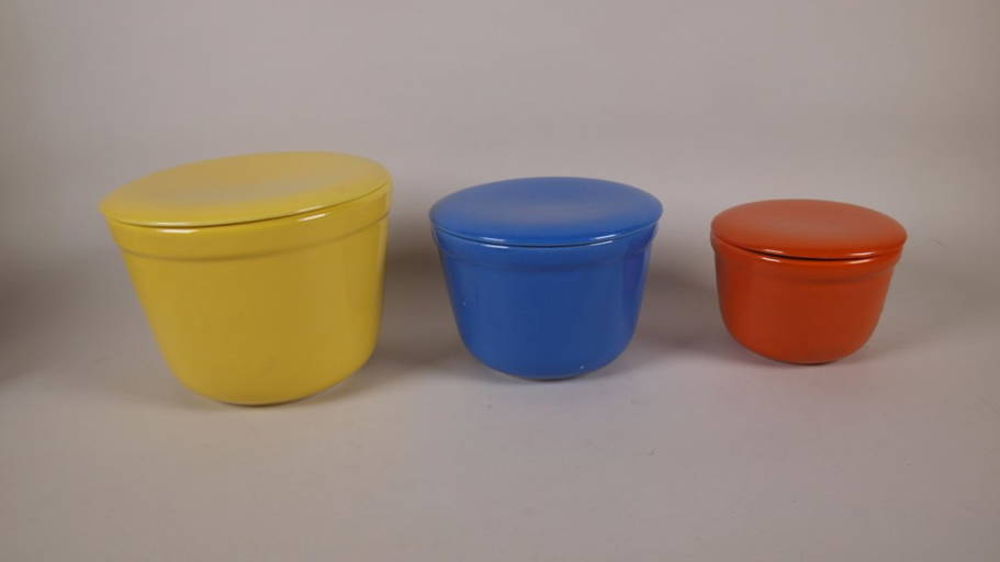 Oxford Ware Set Of 3 Covered Jars