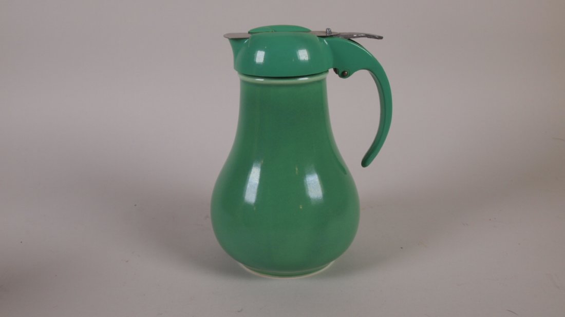 Fiesta syrup pitcher, green (1 of 1)