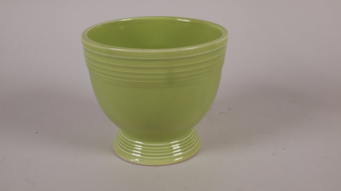 Fiesta egg cup, chartreuse (1 of 1)