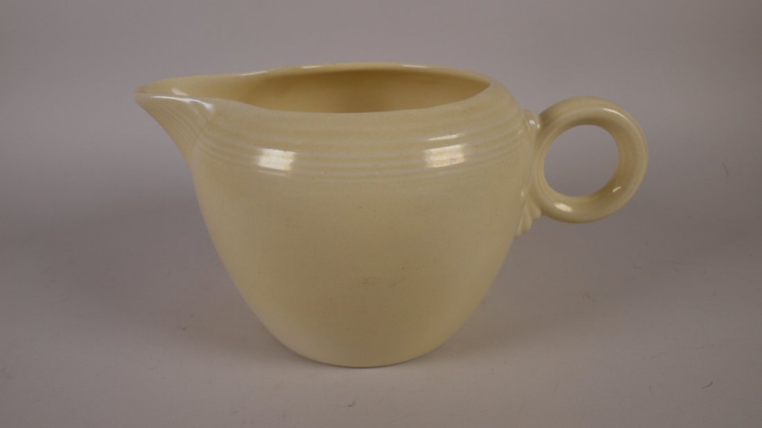 Fiesta two pint jug, ivory (1 of 1)