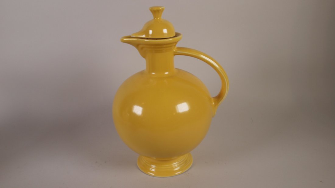 Fiesta water carafe, yellow (1 of 1)