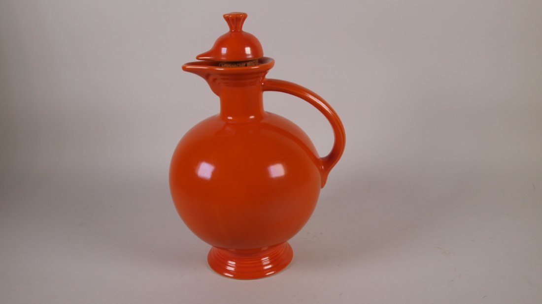 Fiesta water carafe, red (1 of 1)