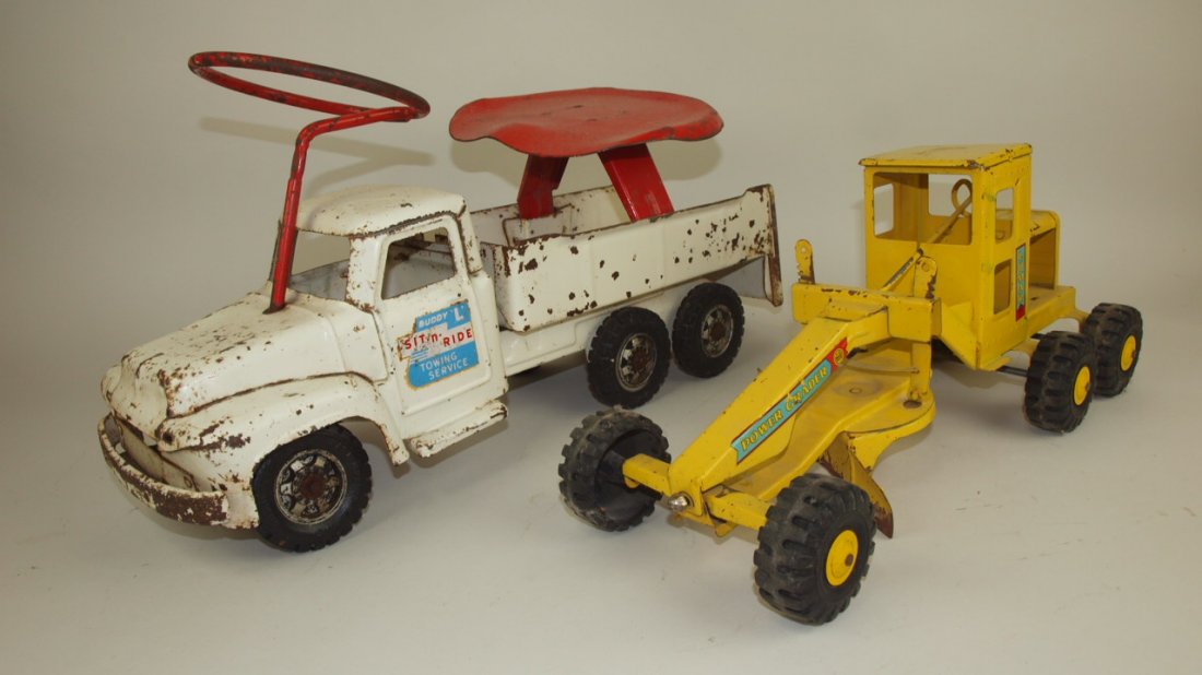 Buddy L sit-n-ride touring service truck and LuMar: Buddy L sit-n-ride touring service truck and LuMar grader