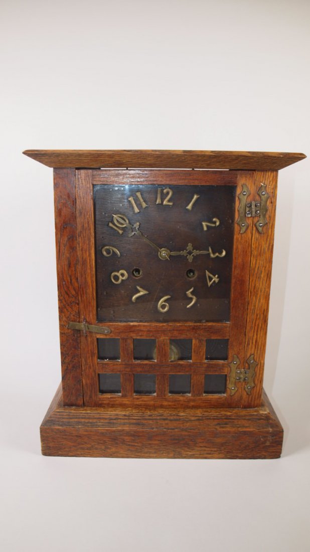 New Haven Arts & Crafts mission oak clock: New Haven Arts & Crafts mission oak clock
