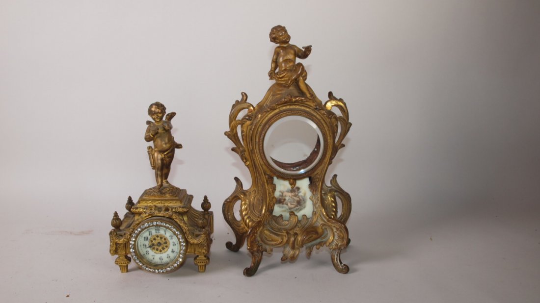 New Haven novelty 8" and novelty figural clock case,: New Haven novelty 8" and novelty figural clock case, 11", losses