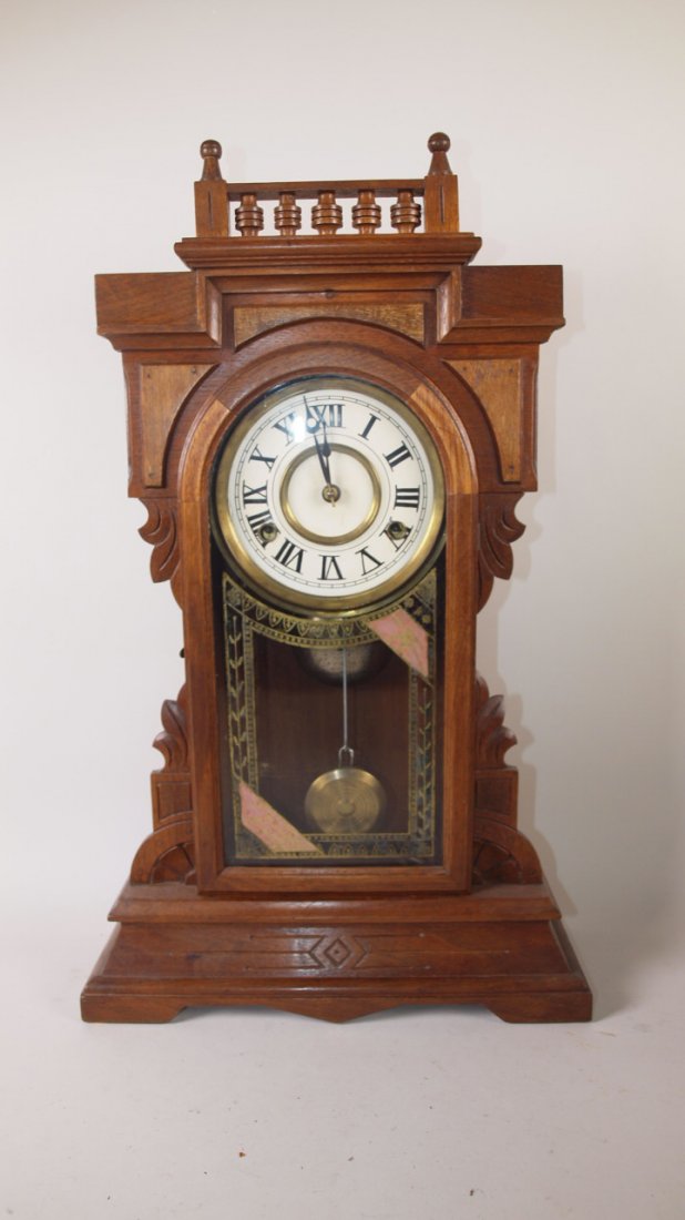 Walnut cottage shelf clock: Walnut cottage shelf clock