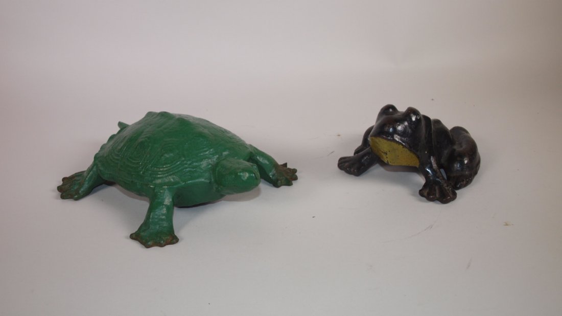 Cast iron frog and turtle door stops: Cast iron frog and turtle door stops
