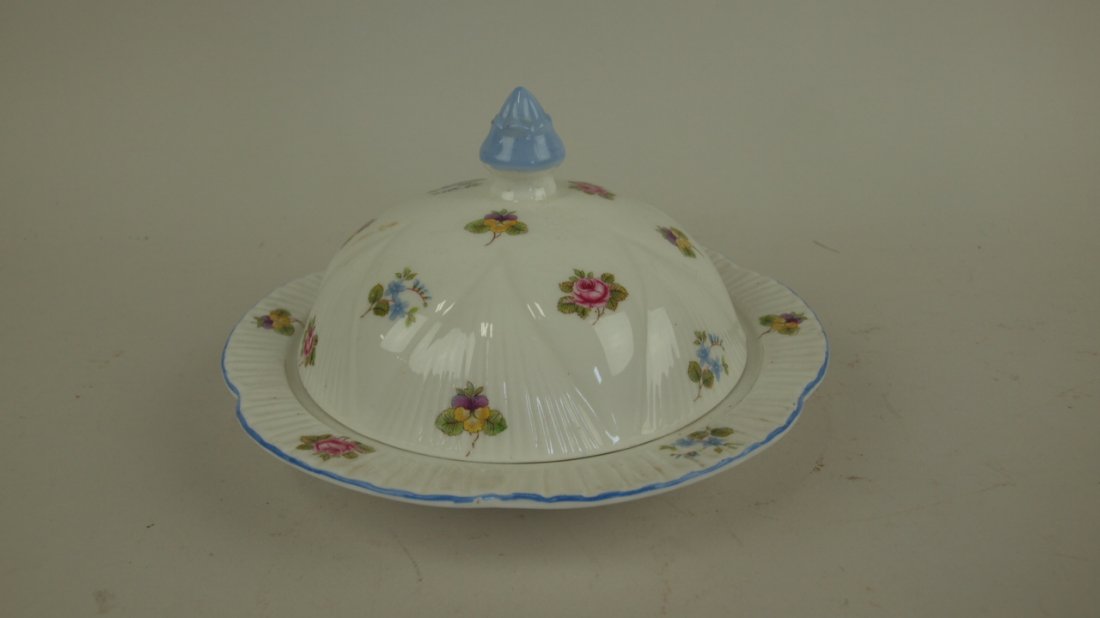 Shelley China porcelain butter dish with floral motif (1 of 1)