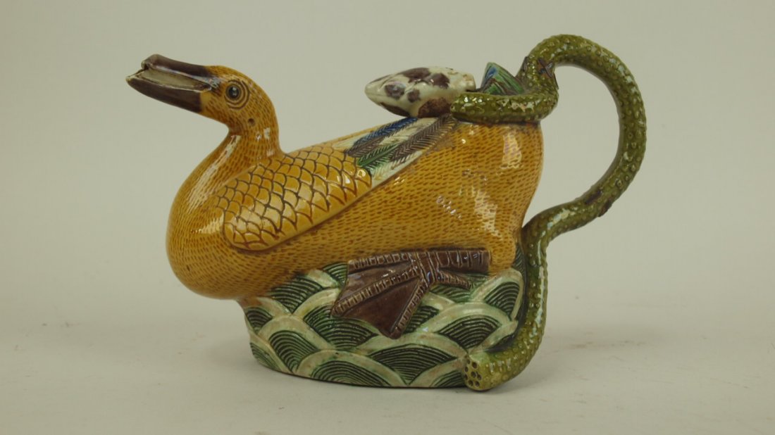 Chinese 19th c porcelain duck figural teapot, 5 1/2" (1 of 1)
