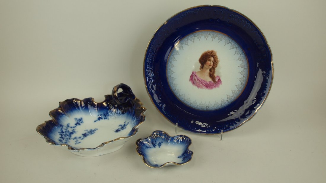 Flow Blue "LaBelle" large portrait plate, shell bowl, (1 of 1)