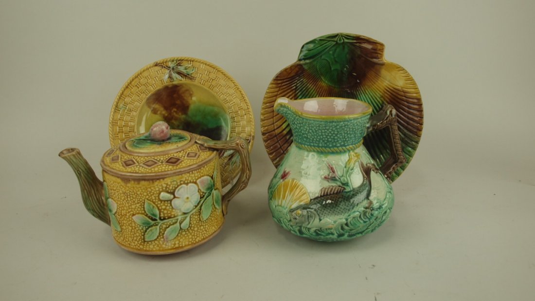 Majolica lot of 4 pieces:  2 plates, teapot and (1 of 1)