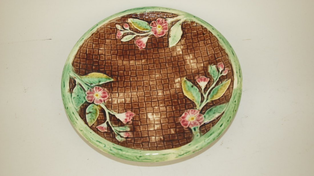 Mjolica basketweave and floral round tray, 10 1/2" (1 of 1)