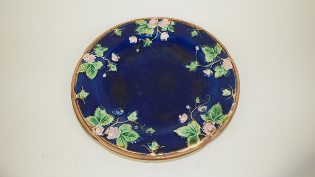 Majolica cobalt strawberry plate: Majolica cobalt strawberry plate