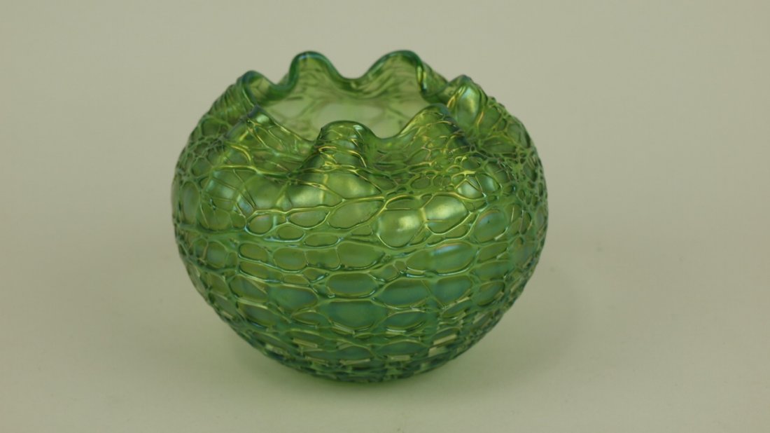 Loetz green iridescent art glass rose bowl, 3" (1 of 1)