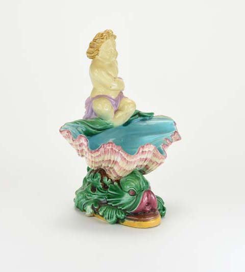 A George Jones Majolica ‘Cherub and Shell’ Serving bowl (1 of 2)