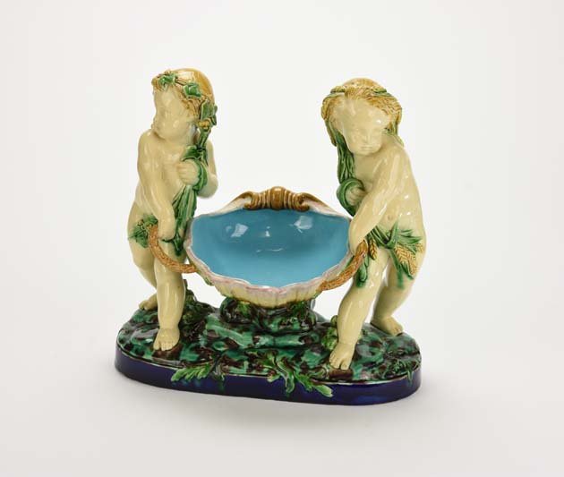 A Minton Majolica ‘Shell Carriers’ posy holder c.1875 (1 of 2)