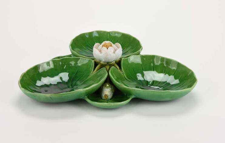 A Minton Majolica ‘Lily Pad’ Serving Dish c.1875 Shape (1 of 3)