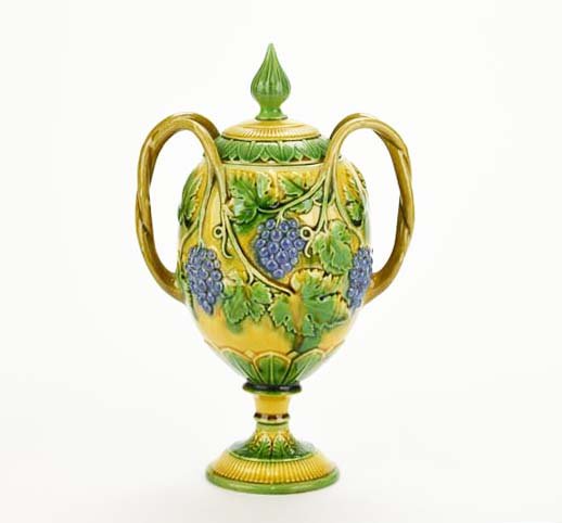 An Extremely Rare Minton Majolica Renaissance Urn Cover (1 of 3)
