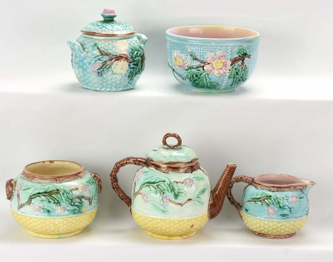 Majolica lot of 5 items - 3 piece teaset (sugar lacking (1 of 1)