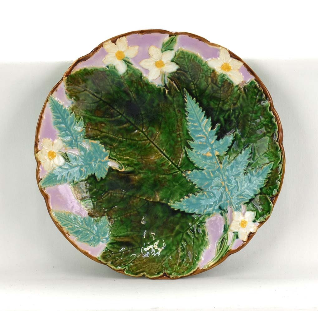 Holdcroft majolica leaf and fern plate, surface wear, 8 (1 of 1)