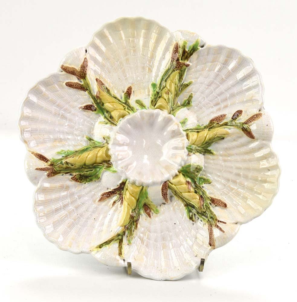 George Jones majolica 6 well oyster plate, 8 3/4": George Jones majolica 6 well oyster plate, 8 3/4"