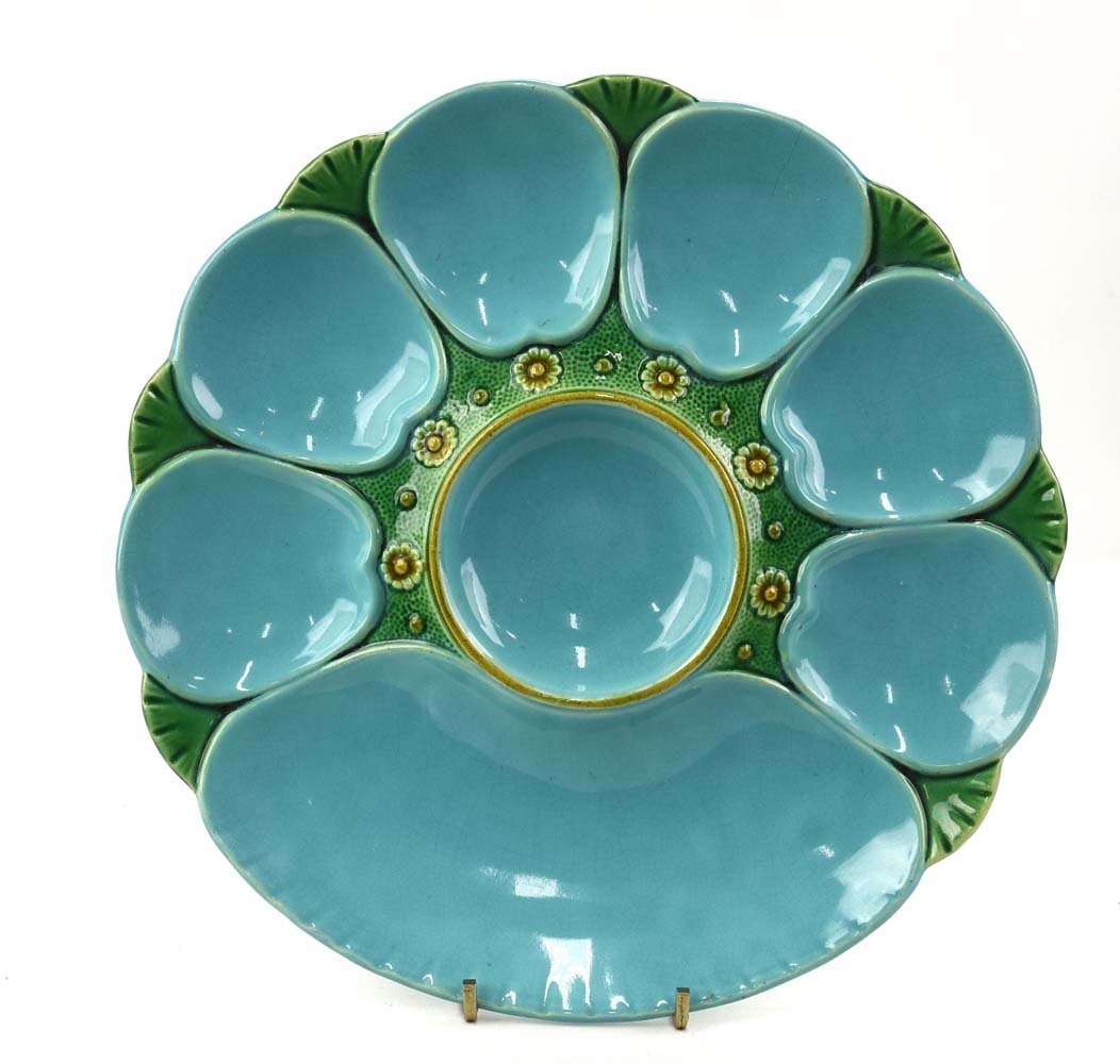 Minton majolica 6 well oyster plate with cracker well, (1 of 1)
