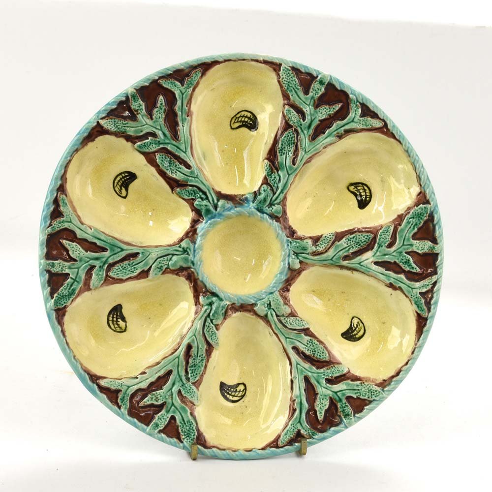Fielding majolica 6 well oyster plate with yellow wells (1 of 1)