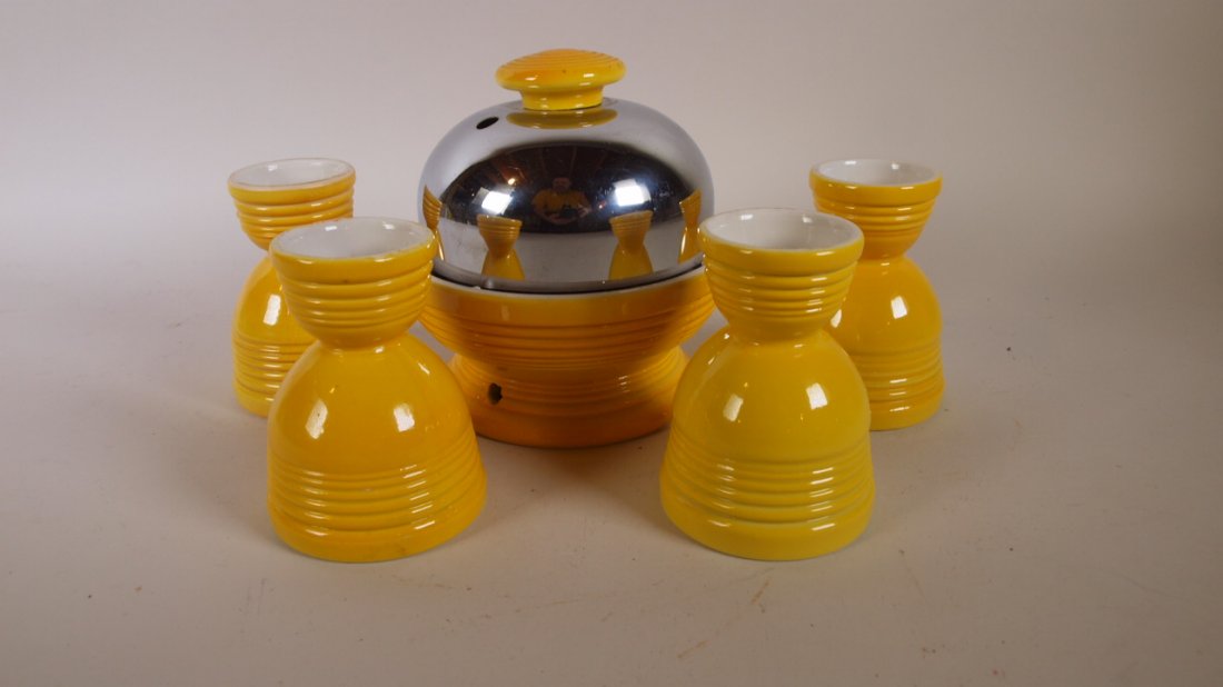 Hankscraft yellow egg poacher and 4 yellow egg cup no (1 of 1)