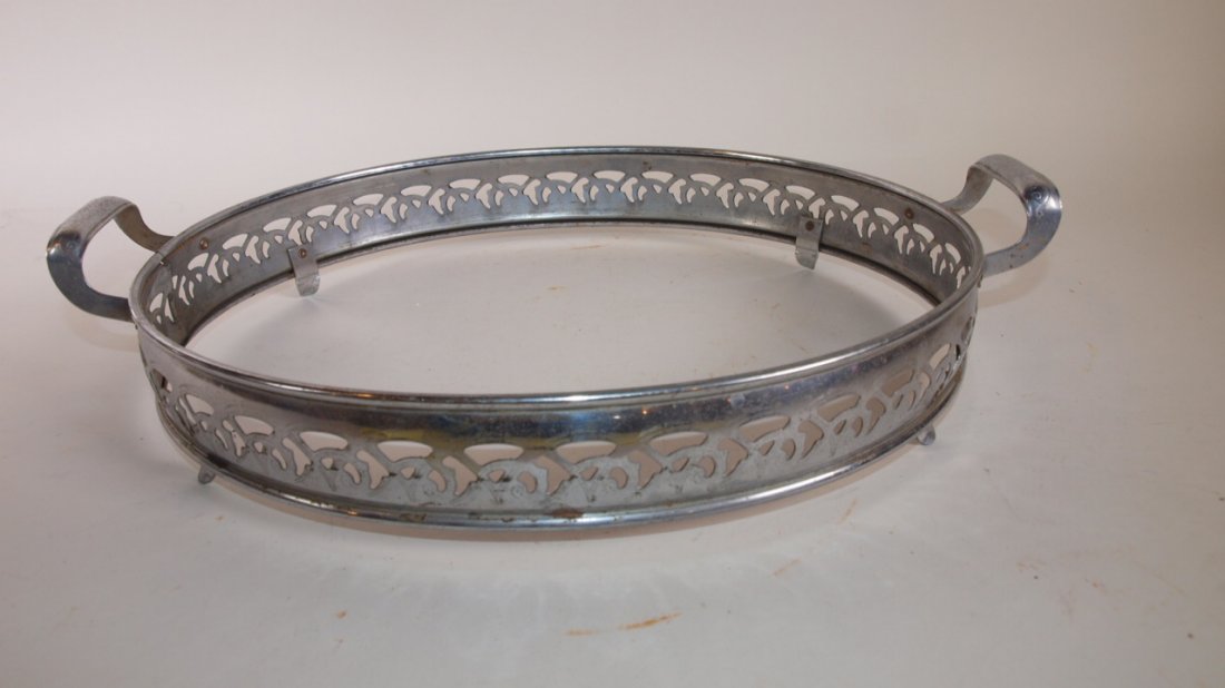 Fiesta Kitchen Kraft chorme platter holder (1 of 1)