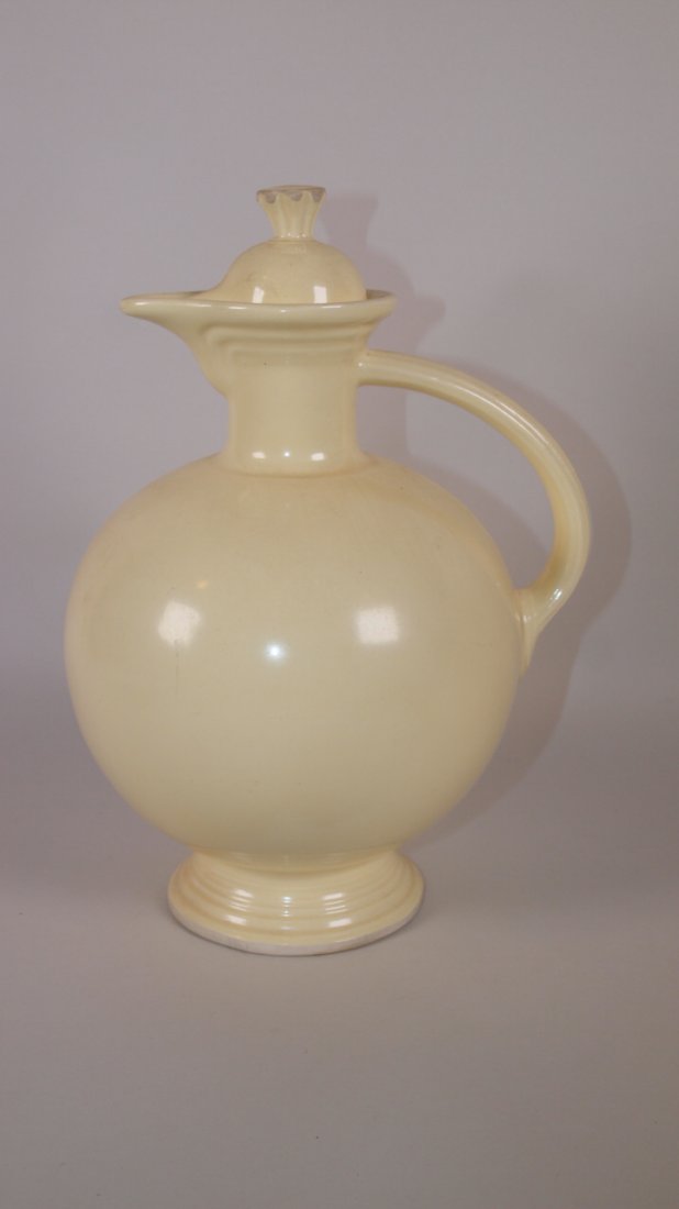Fiesta water carafe, ivory, lid repair (1 of 1)