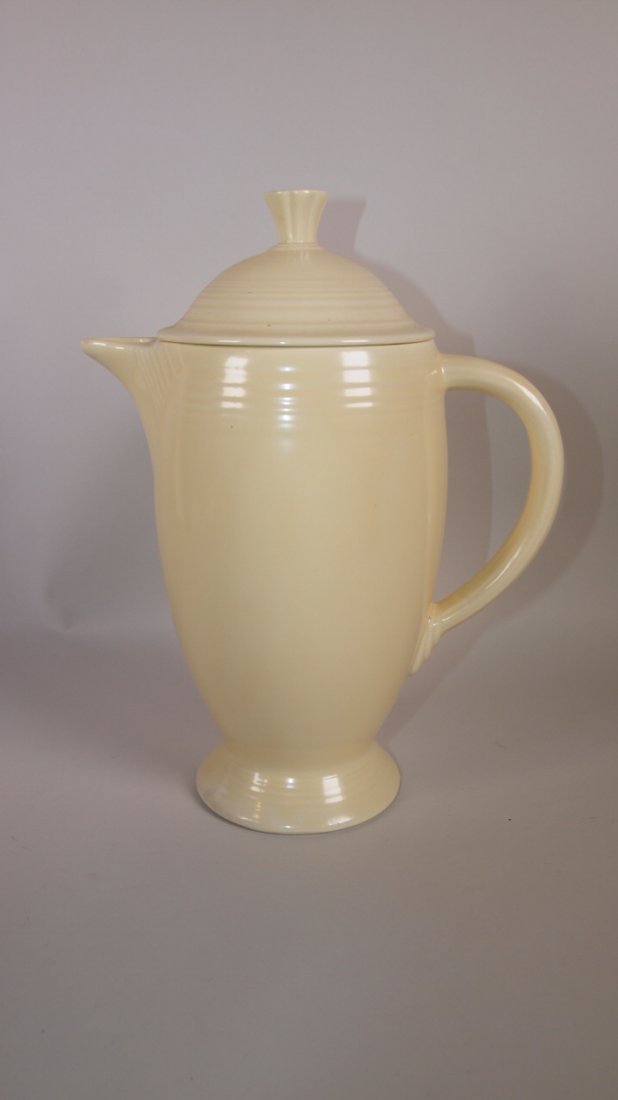 Fiesta coffee pot, ivory (1 of 1)