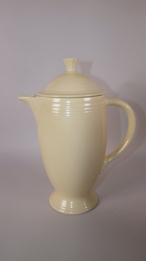 Fiesta coffee pot, ivory (1 of 1)