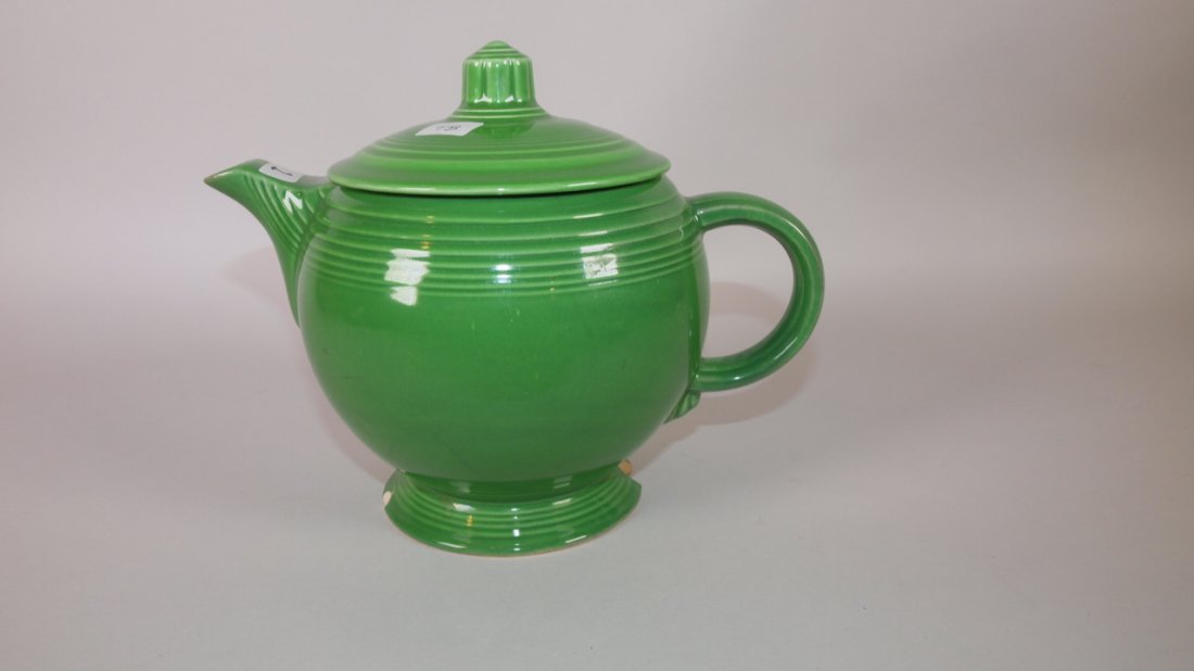 Fiesta medium teapot,  medium green, lid mint, base (1 of 1)