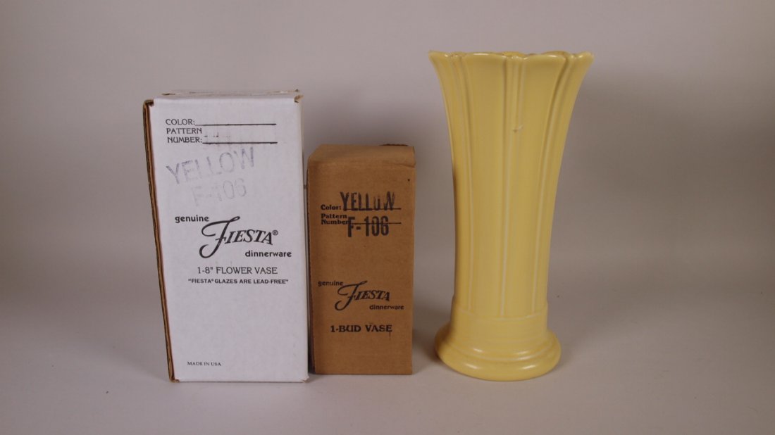 Fiesta Post 86 yellow vase group:  8", bud, medium (1 of 1)