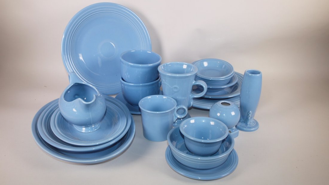 Fiesta Post 86 periwinkle lot of 19 assorted pieces (1 of 1)