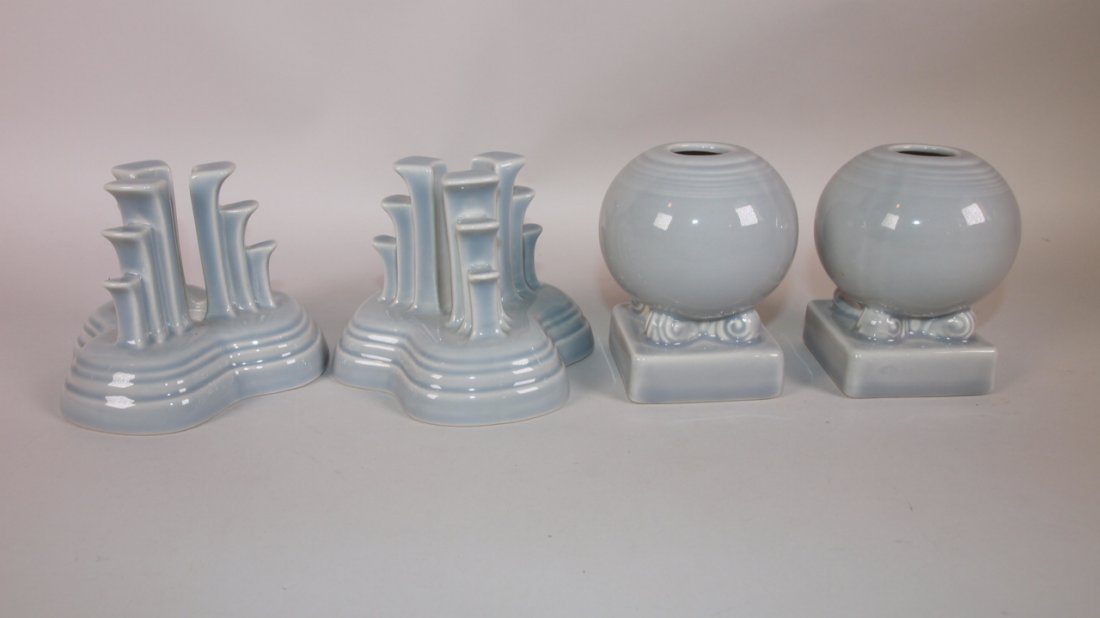 Fiesta Post 86 gray pair of pyramid & round candle (1 of 1)