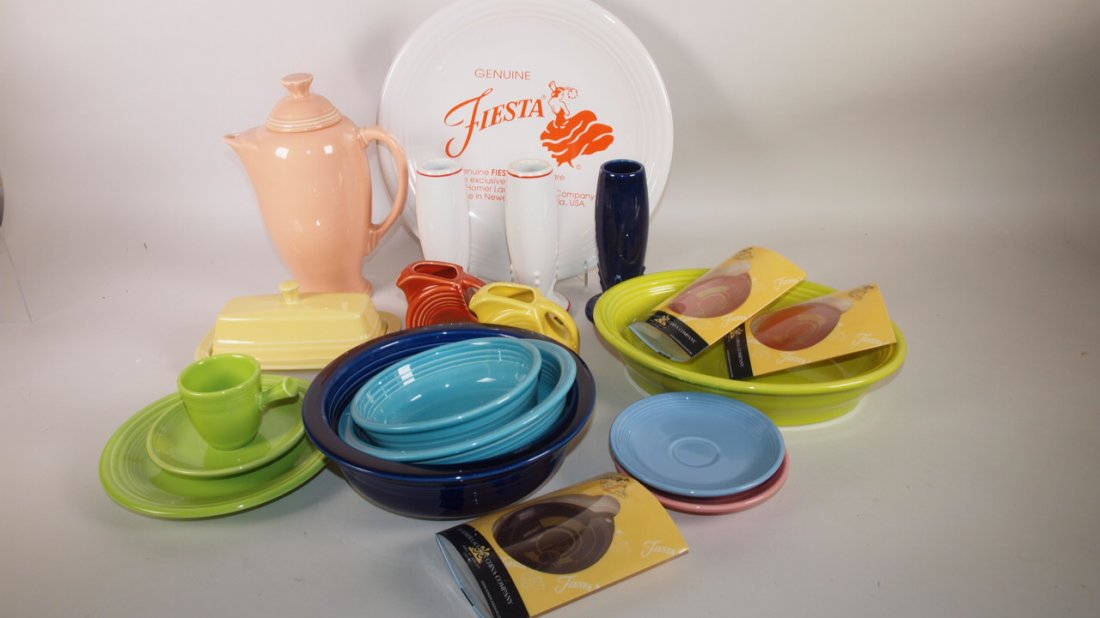 Fiesta Post 86 lot of 19 assorted pieces (1 of 1)