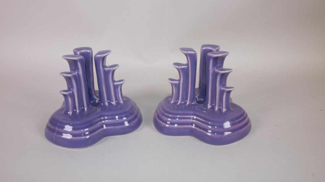 Fiesta Post 86 lilac pair pyramid candle holders (1 of 1)