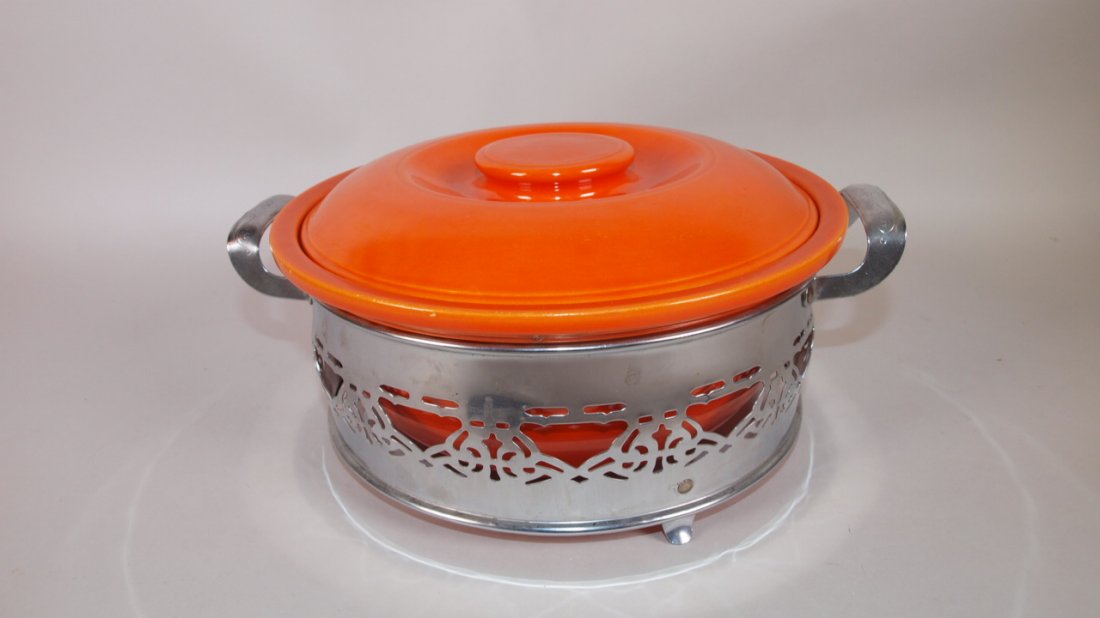 Fiesta Kitchen Kraft red large casserole (minor rim (1 of 1)
