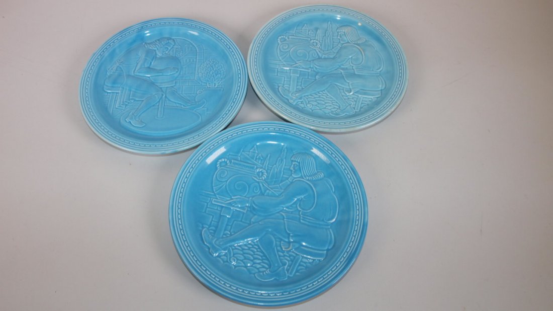 Fiesta turquoise lot of 3 World's Fair potter plates: Fiesta turquoise lot of 3 World's Fair potter plates